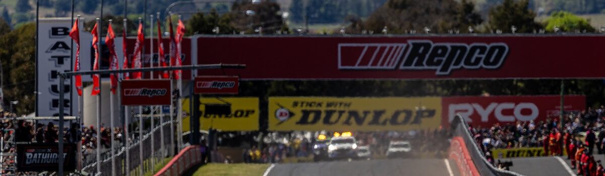 The 2024 ITM Taupo Super400 Comes to Taupo: Rev Up Your Accommodation at Boutique Lodge Centennial House Taupo.